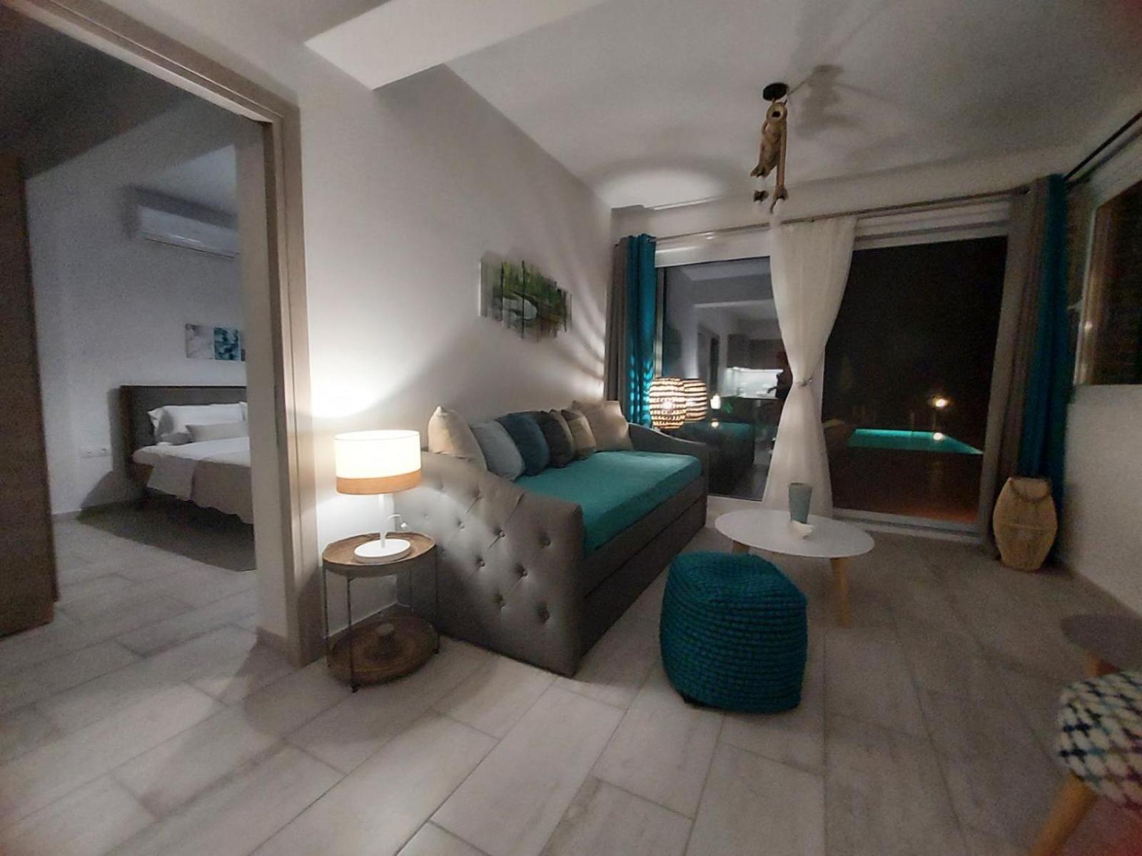 포르토헬리 Luxury Arartments Tzemi 빌라 외부 사진
